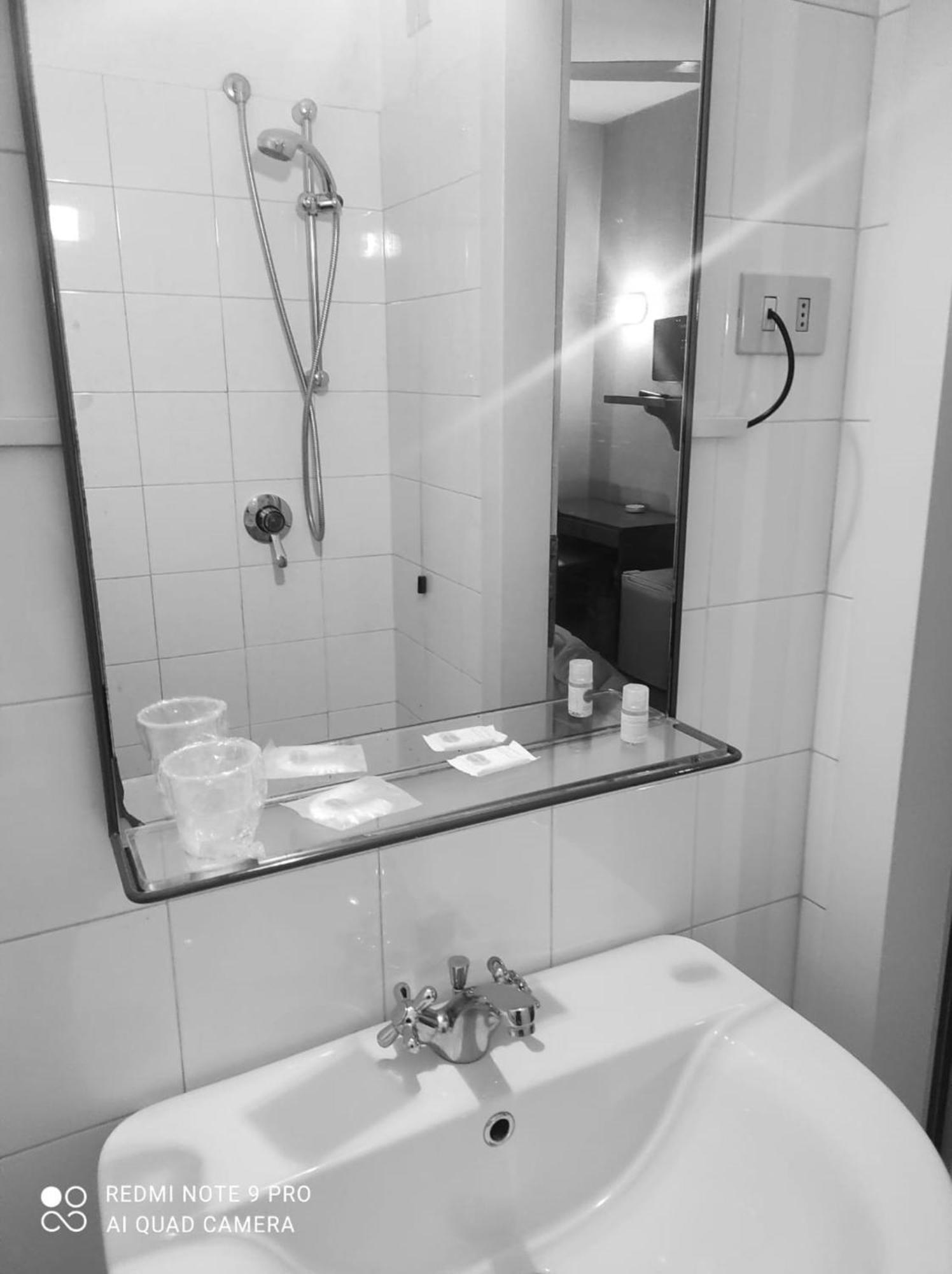 Hotel Centrale キウージ 部屋 写真